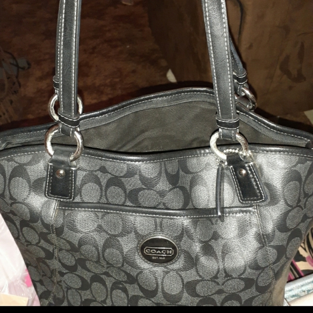 Purse - Picture 3 of 3